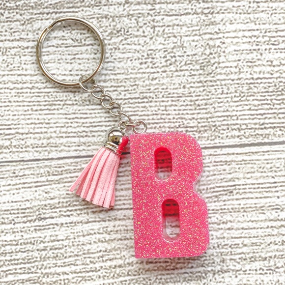 B initial keychain - Picture 1 of 2